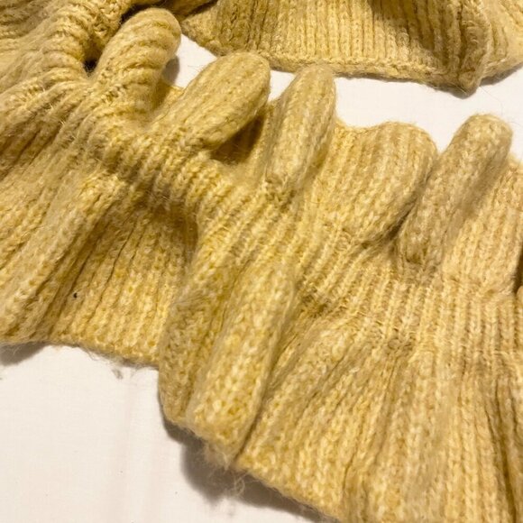 Zara Long Knit Yellow Scarf Ruffle Rouched Wrap Around Neck Warmer Youth - Picture 5 of 13